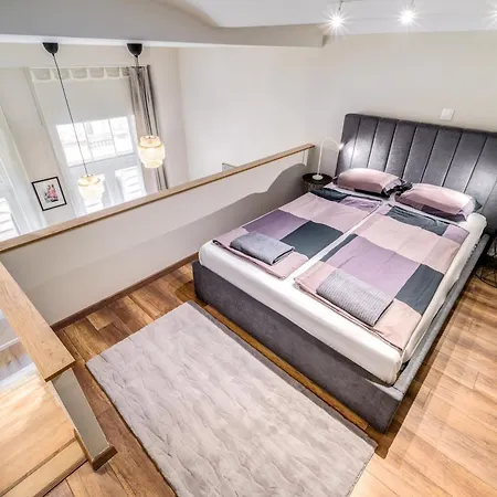 Lägenhet Rakoczi 2 Bedroom Stylish Budapest