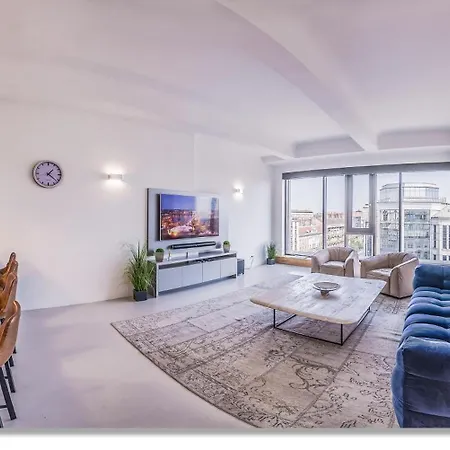 Apartment Loft Astoria By Vagabond