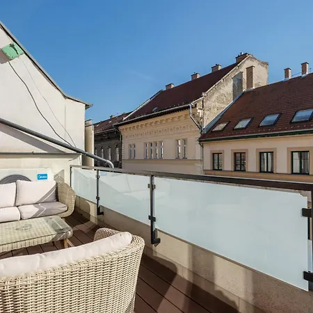 Apartament Kiraly 44 Luxury With Free Parking Budapesta