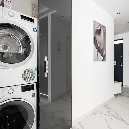 Kiraly 44 Luxury With Free Parking Apartament