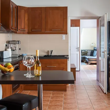 Apartment D12