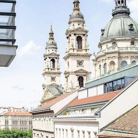 Ultra - Balcony - Basilica View * Budapest