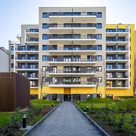 - Free Parking - Large Balcony