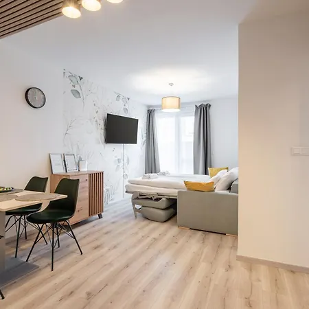 Radiant Sun Apartment *
