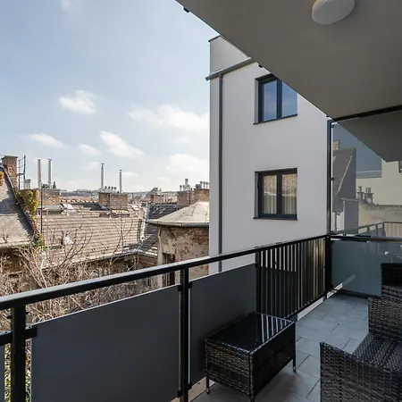 Radiant Sun Apartment Budapest