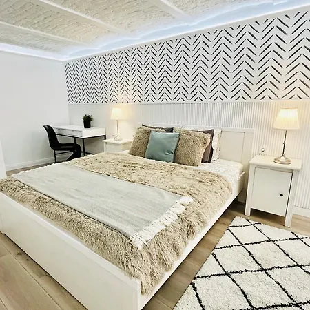Paulay Terrace Apartment Budapest