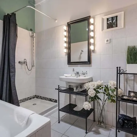 Paulay Deluxe Apartment Budapest