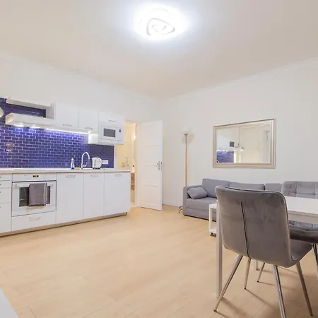 The Oktogon Getaway Apartment *