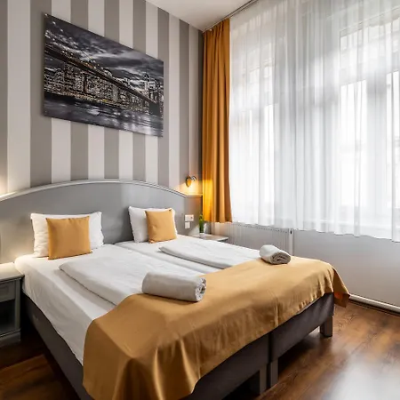 Full Moon Hotel Budapest