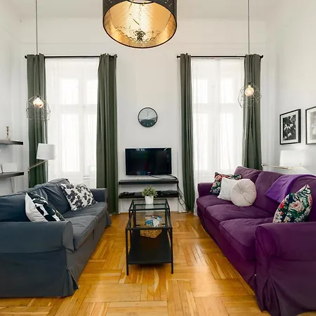 Apartament Black & White *