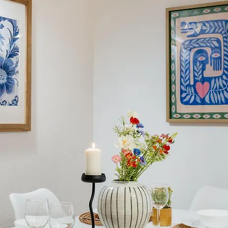 Magnificent 3br With Balcony By Dohany Synalogue Apartment Budapest