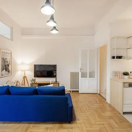 Apartment Magnificent 3br With Balcony By Dohany Synalogue Budapest