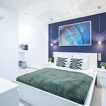 Apartment Central - New - Peaceful *