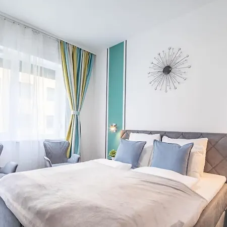 Brand New - Modern & Comy At River * Budapest