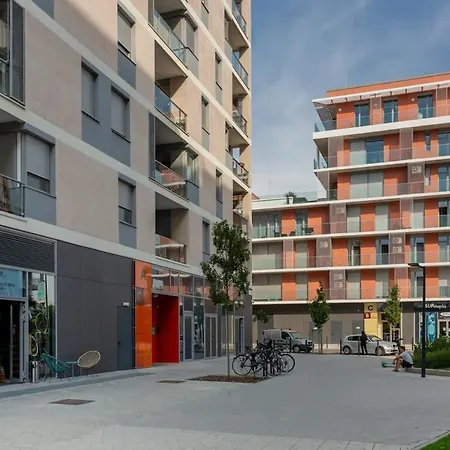 Brand New - Modern & Comy At River * Budapest