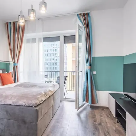Brand New - Modern & Comy At River Budapest