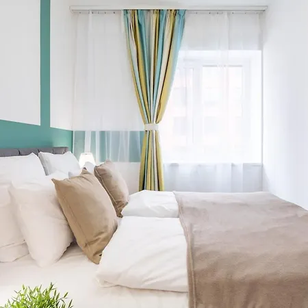 Brand New - Modern & Comy At River Apartment *