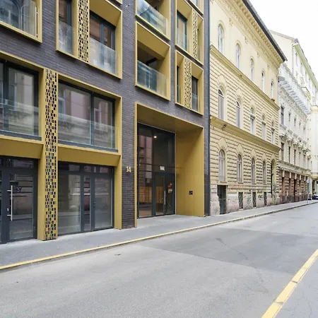 Aron Budapest