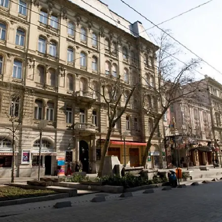 Broadway Budapest