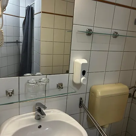 Budget Szálloda 2*