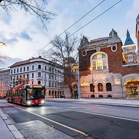 Kozmo Residences Hotel 5*
