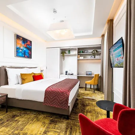 Hotel Three Corners Avenue 4*