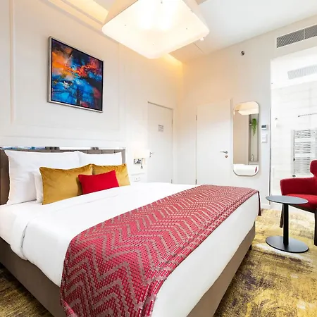 Three Corners Avenue Hotel 4*