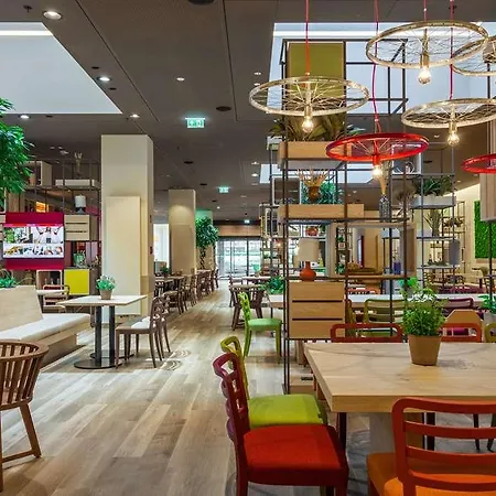 Otel Intercityhotel 4*