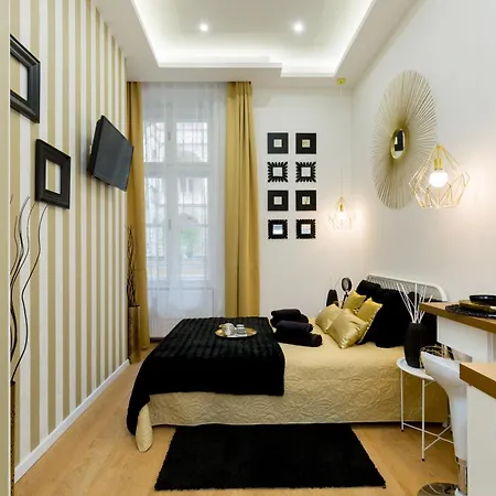 K4 * Budapest