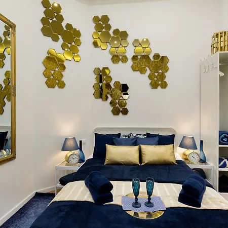 Apartment K4 *