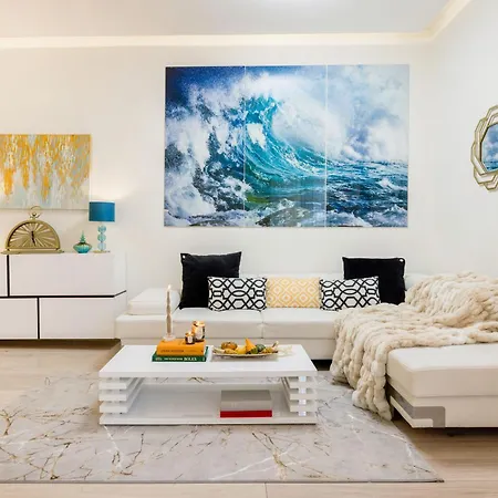 Designer Luxury Next To Dohany Synagogue With Balcony Apartment *