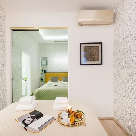 Designer Luxury Next To Dohany Synagogue With Balcony Budapest