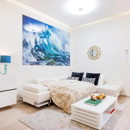 Designer Luxury Next To Dohany Synagogue With Balcony * Budapest