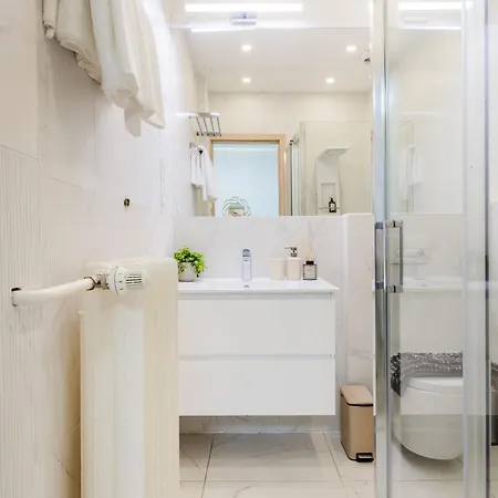 Apartment Designer Luxury Next To Dohany Synagogue With Balcony *