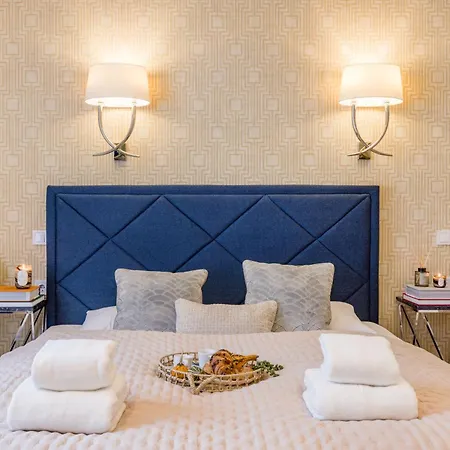 Designer Luxury Next To Dohany Synagogue With Balcony * Budapest