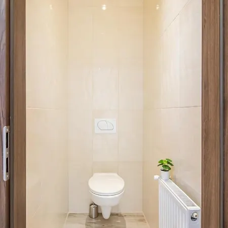 Ultra - New - Quiet Sleep Apartment Budapest