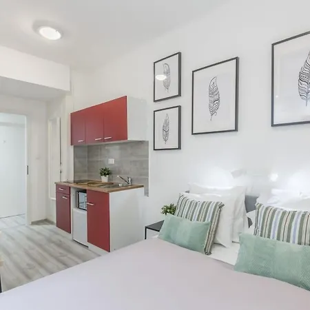 Modern Cozy At The Center Apartment Budapest