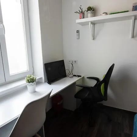 Apartment Modern Downtown Retreat At Akacfa 36