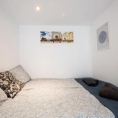 Apartment Modern Downtown Retreat At Akacfa 36 *