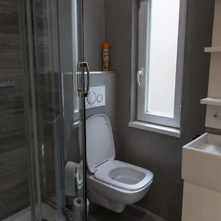 Modern Downtown Retreat At Akacfa 36 * Budapest