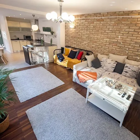 Luxurious Penthouse In The Heart Of Apartment Budapest