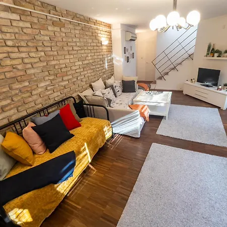 Luxurious Penthouse In The Heart Of *