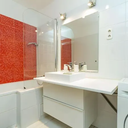 Diplomat Quarter 2 Bdr By Newave Apartment Budapest