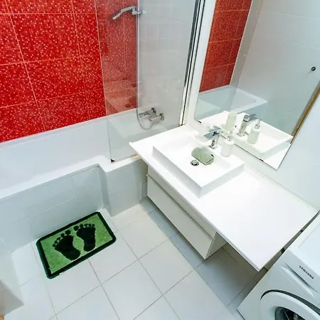 Diplomat Quarter 2 Bdr By Newave Budapest