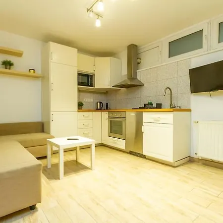 Diplomat Quarter 2 Bdr By Newave Apartment *