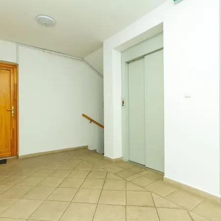 Apartment Diplomat Quarter 2 Bdr By Newave *