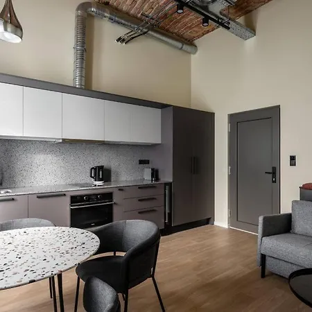 A50-designer No 5 * Budapest