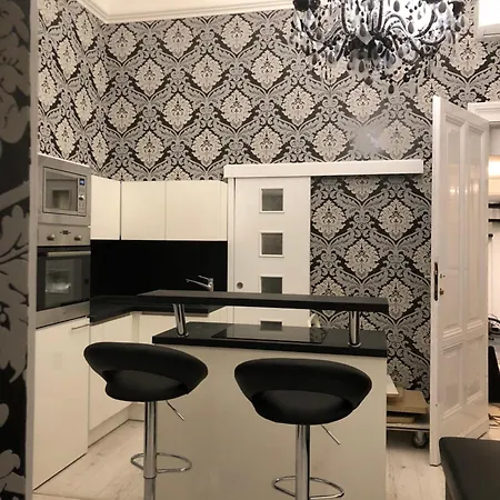 Fashion Street Central Apartment *