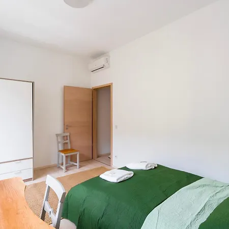 Apartment Designer Vintage Near Castle District