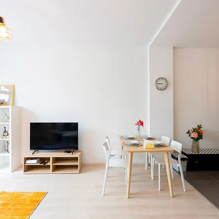 Apartment Designer Vintage Near Castle District *